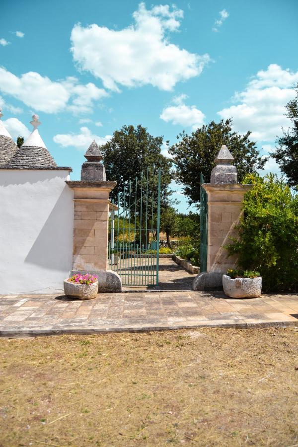 Trulli Sul Vignale In Masseria Santalachicca มาร์ตินาฟรังกา ภายนอก รูปภาพ