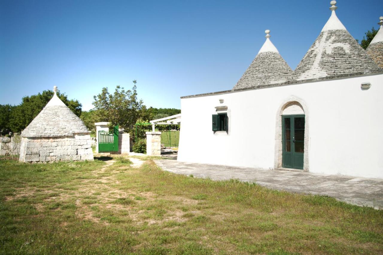 Trulli Sul Vignale In Masseria Santalachicca มาร์ตินาฟรังกา ภายนอก รูปภาพ